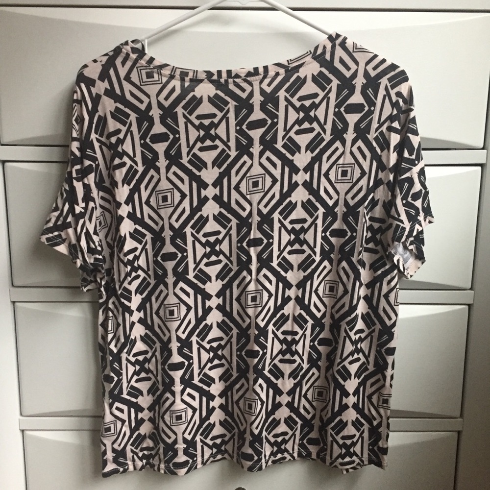 Forever 21 Top - Picture 3 of 5